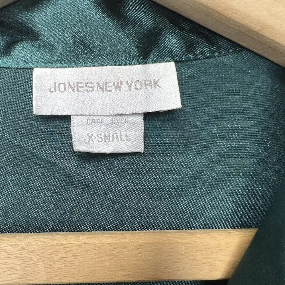 Jones New York Satin Dark Green Over side Button Down Mini Short Dress Sz XS Pjs - Picture 3 of 7